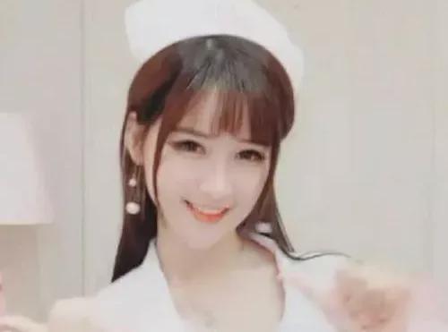 性护士vs空姐在线视频,在线视频揭示真实工作场景